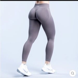 Truffle Impact Dfyne Leggings NWOT New without Tags